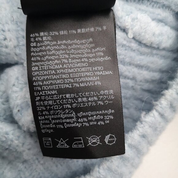 Divided H & M Ladies Size Medium Button Front Crop Light Blue Sweater - Picture 8 of 12